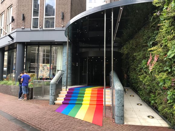 No red carpet but at least a warm welcome with Pride!