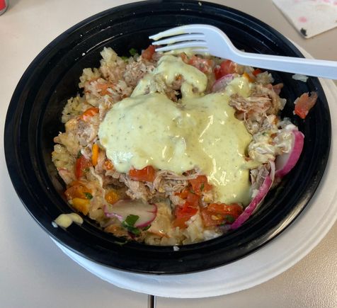 Keto carnitas bowl with avocado crema 