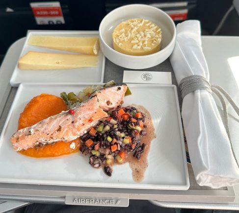 Lunch on the flight from CDG-IST