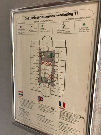 Floorplan of level 11 - this junior suite is located on the map in the lowerleft corner - on the upper part of the map is the presidential suite (that faces north and Rotterdam Centraal railwaystation)