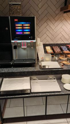 Regency Club Lounge Breakfast - Coffee