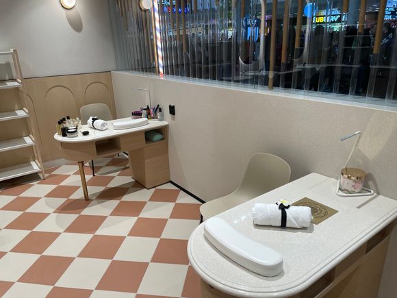 Beauty Salon