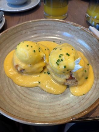 Eggs Benedict