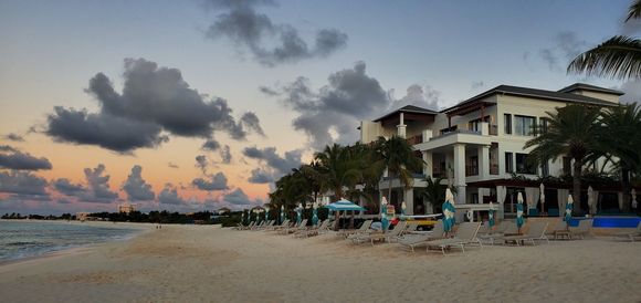 Zemi from the beach