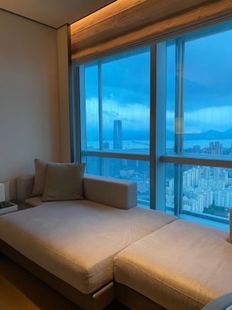 Room seating