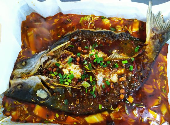 A very spicy fish dish from the People's Park in Singapore, with too many Szechuan peppers!