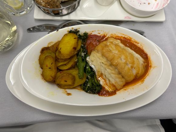 Fish main was more spicy than I expected, but very nice
