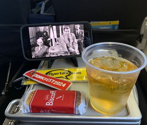 Woodford and soda for the flight to DorkFest2025