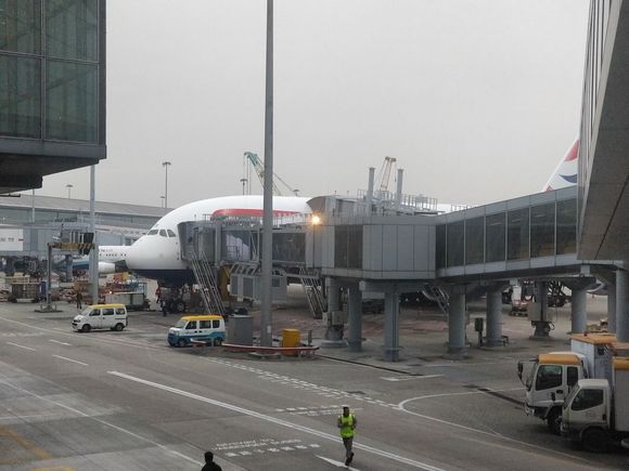 G-XLEE in HKG