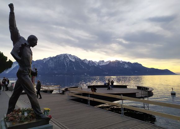 Statue of Freddy Mercury at Montreux 