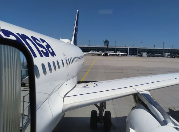 Boarding my Lufthansa flight from Munich to Frankfurt 