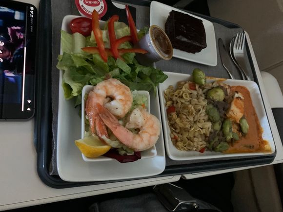 YUL DFW cheicken