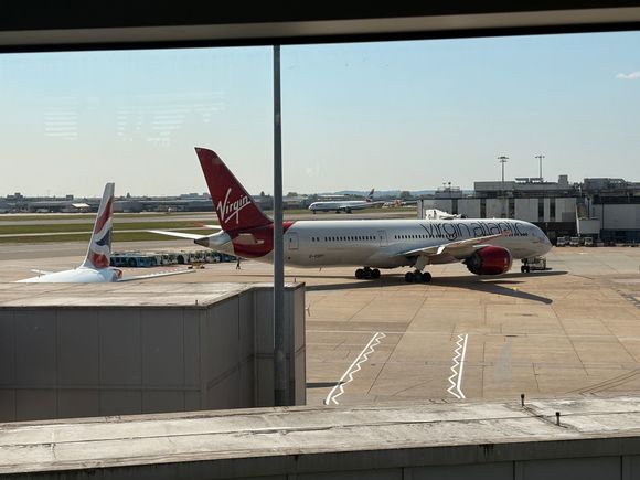 Virgin B787-9 G-VSPY pushing back for Seoul