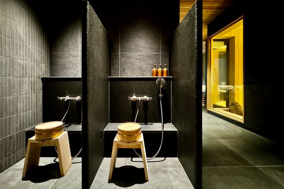 Body Washing Booths