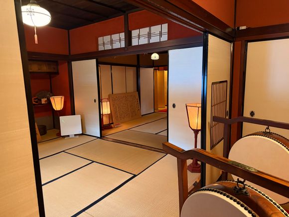Exploring an Edo-era house in the Nishi Chaya District