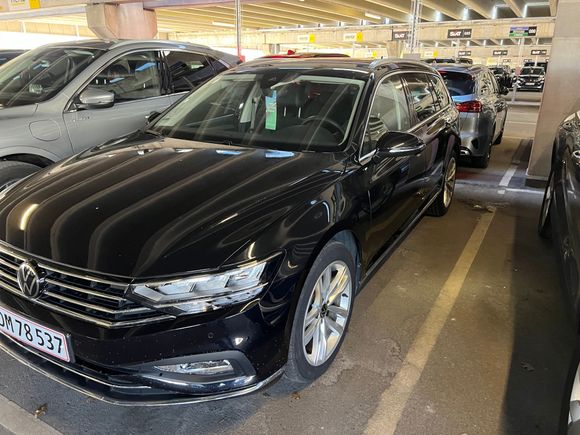 VW Passat wagon