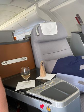 Bag of nuts & a welcome drink