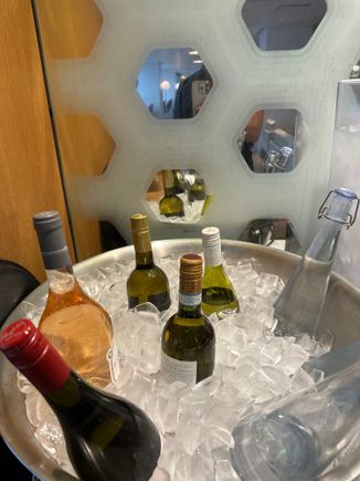 Wine bucket