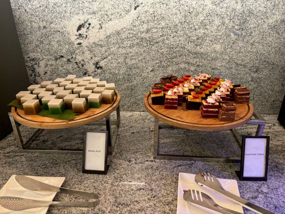 Malay Kuih, Assorted cakes