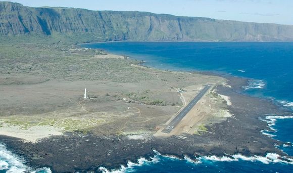 LUP airport, island of Molokai, Hawaii