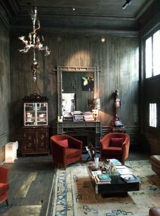 The Chinese Room used to be the cloackroom when Les Bains was a club. Now it is a lounge/honesty bar. You have a few drinks and bottles available and you can pour your own drink and fill the drink lists.