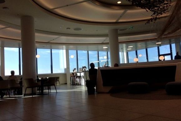 Post US-clearance lounge in DUB.  Open 8/16