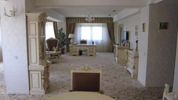 Presidential Suite - Living Room