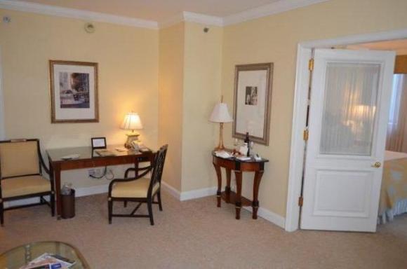 1322 Ritz SF