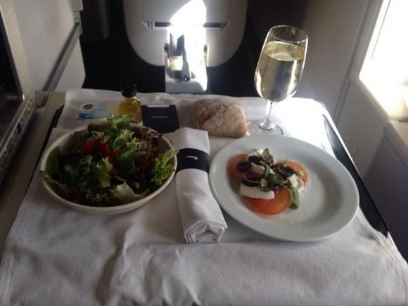 Lunch starter. LHR - SFO in Club World. 7/14.