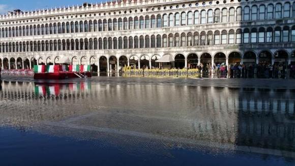 aqua alta san marco
