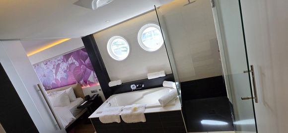 The bathroom, perhaps the only thing we missed was a second toilet