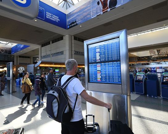Nothing like getting to the airport to avoid lines. 
