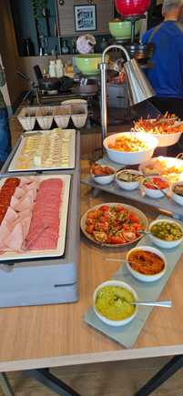 Selection of cold/hot snacks
