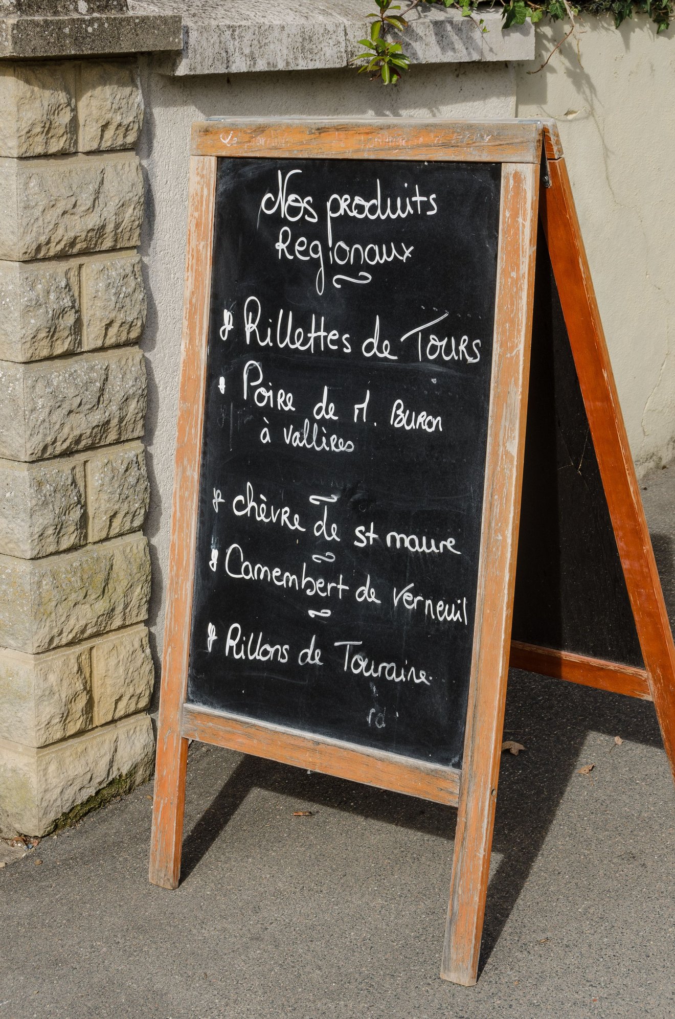 The sandwich board in Azay-le-Rideau trumpets rillettes and rillons, both traditional foodic items in the Loire. In Azay, check out Creperie Odette--must reserve ahead.
