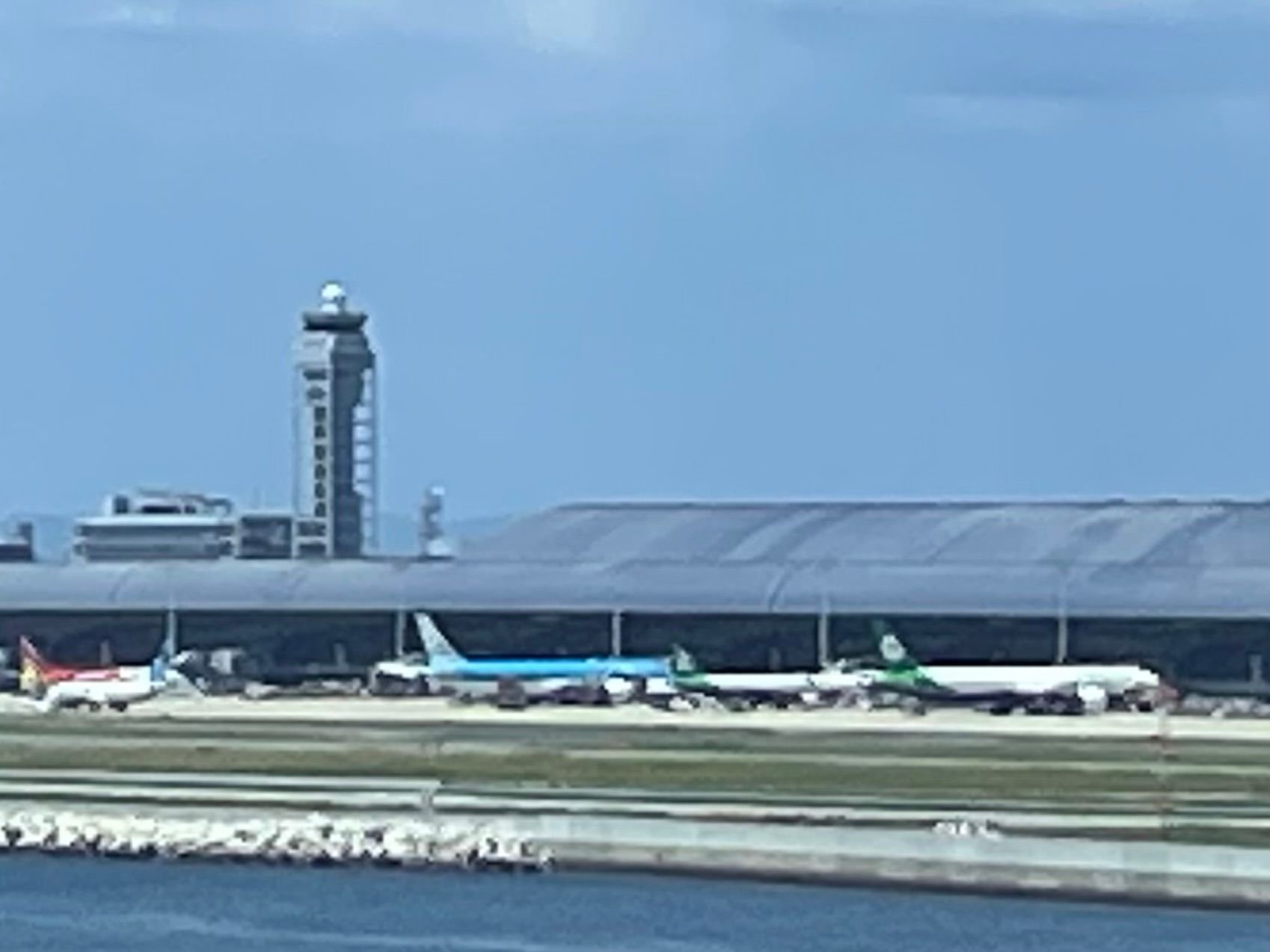 I see planes
