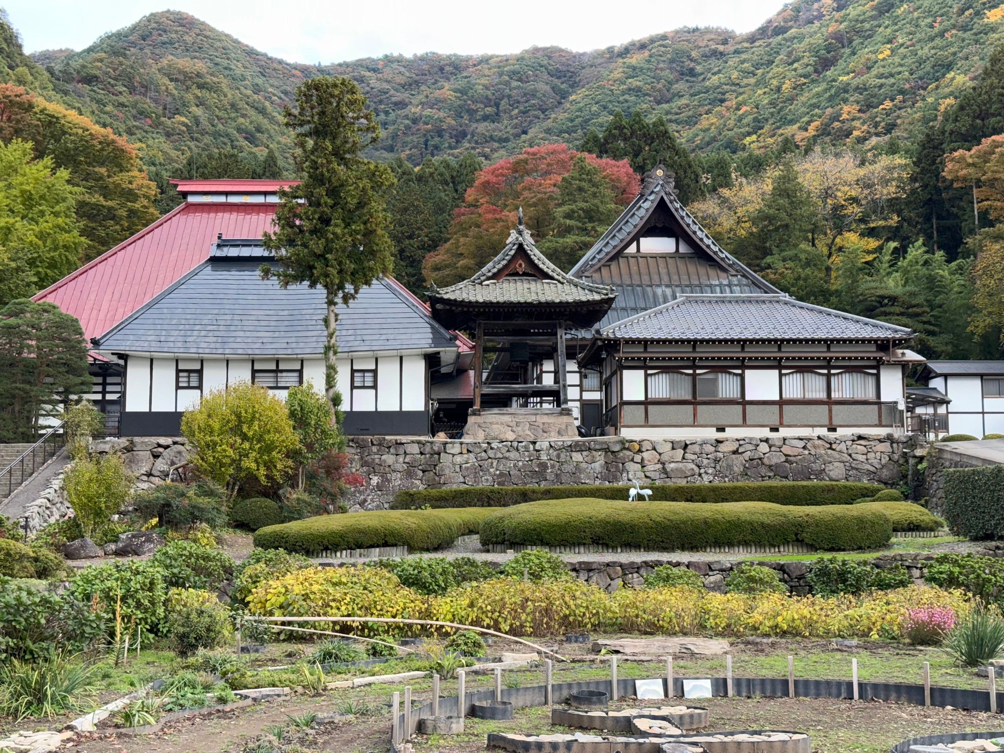 the Gansho-in temple complex
