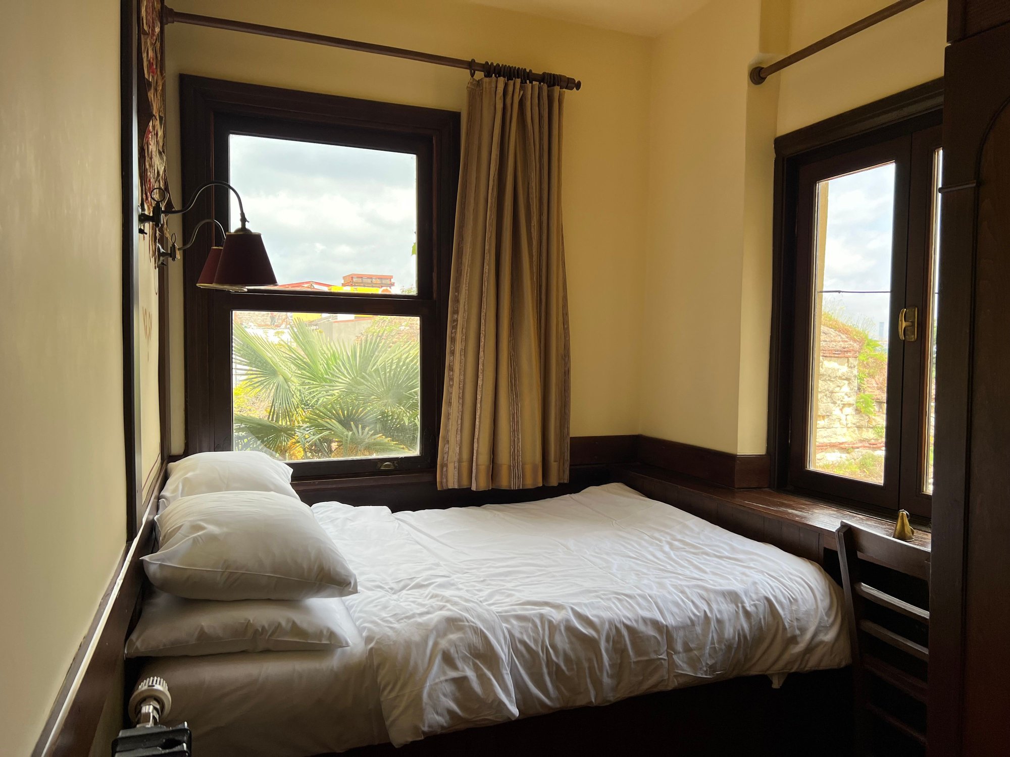 Single room at Hotel Empress Zoe
