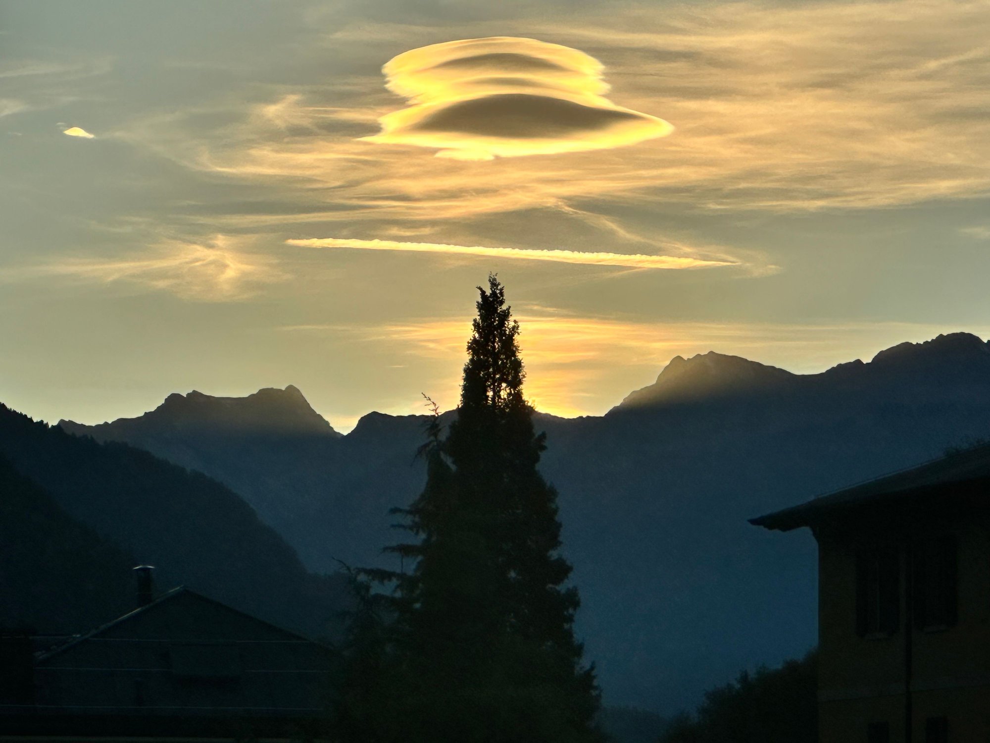 Sunset in Castasegna while waiting for the bus.