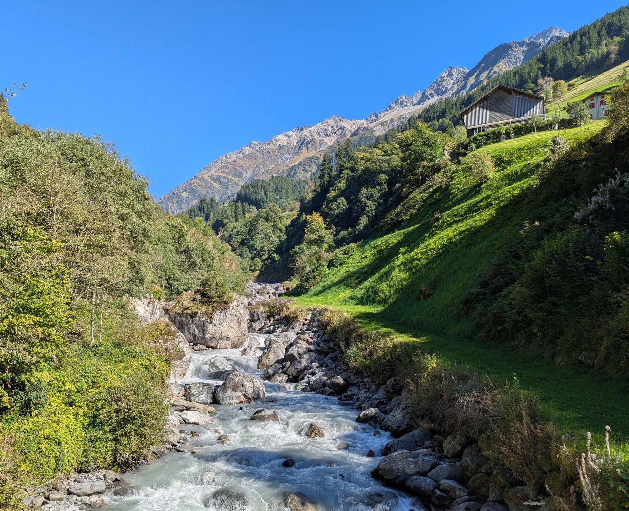 Return walk to Bristen