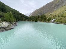 Lake Zutt on the trail to Schönbiel Hut