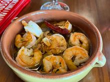 Shrimp in garlic