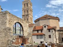 Palace grounds were extensive; mausoleum is on the right where Diocletian is buried. Bell Tower in the middle.