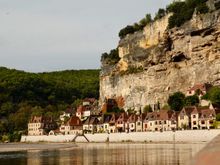 The village of La Roque Gareac where we took a 1 hour boat ride on the Dordogne River.