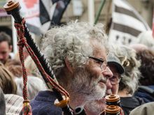 Quimper was even more busy the following weekend. Saturday was the final day of September and saw a major demonstration by 'Kaerez Resistance'. Huge crowds were protesting a partial closure of the regional hospital in Carhaix. Cops were everywhere. As were the media. Buses were re-routed and streets were blocked by authorities. Note the traditional B&W Breton flags behind the protestor musician above.