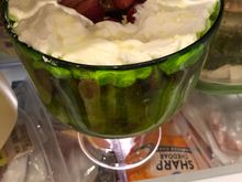 
Cooling in the fridge.... should be very tart!