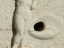 White stone figures of both sexes were found near fountains.