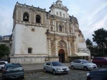 The San Francisco church, at the SE part of the city.  It contains a museum which focuses on the life of “Brother Pedro” (Pedro de San José de Betnacur), a 17th century friar who resided here and became known for charitable and, allegedly, miraculous works.
