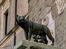 She-Wolf copy outside the museum.