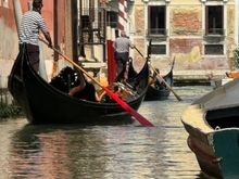 We saw just a handful of other gondolas while on our ride