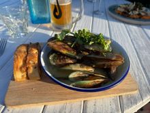 Ed's green-lipped mussel stew